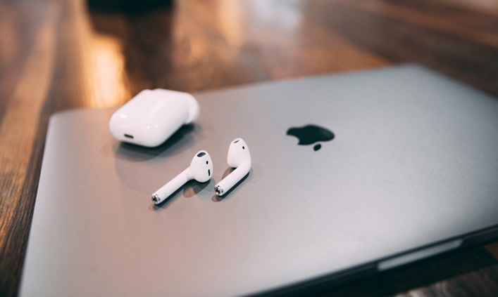 Connect Apple AirPods to MacBook
