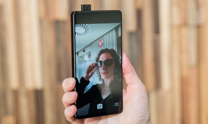 Pop-up Camera Smartphone