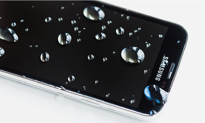 Water On Phone Screen